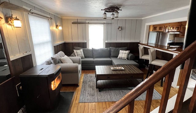 Near Beachs, Bars & Restaurants with two 24-hour Beach Parking Passes Included!