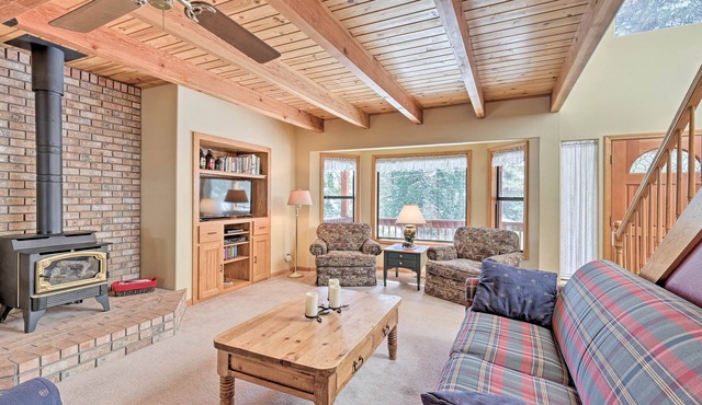 Near Bear Valley: Peaceful Arnold Home w/Hot Tub