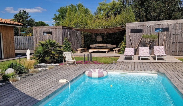 Near BORDEAUX, ST EMILION, BELLE DES VIGNES 8PERSONNES PRIVATE SWIMMING POOL