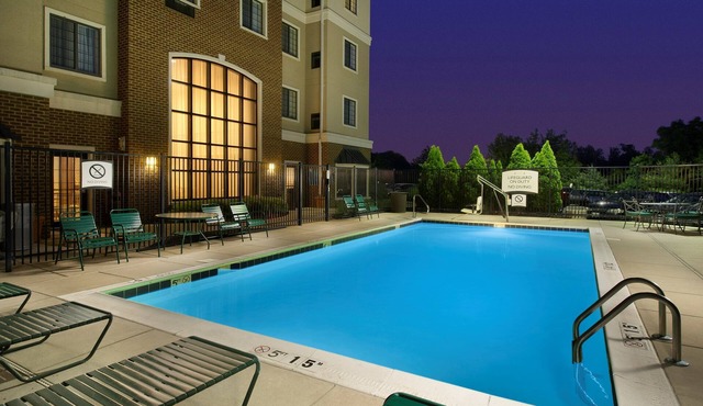 Near BWI Airport! Free Breakfast + Pool + Gym