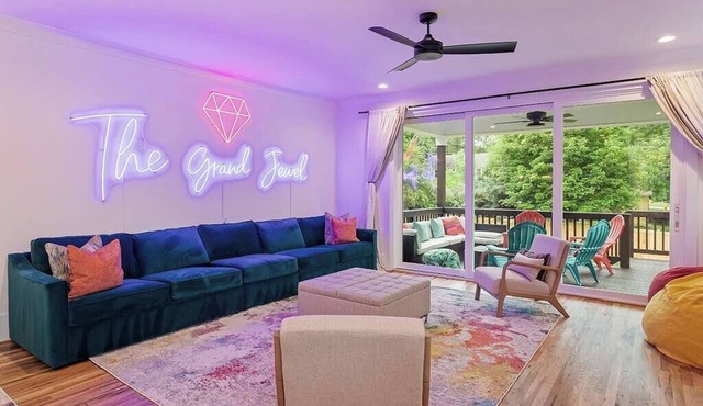 Near Carter‑Finley - Spacious Raleigh 4BR House