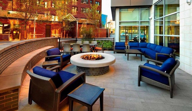 Near Cleveland Clinic | Bistro + Free Shuttle
