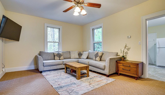 Near Colleges: Pet-Friendly Duplex in Northfield!