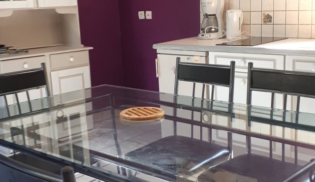 NEAR DINAN APARTMENT FOR VACATIONS OR WORKERS ON THE MOVE