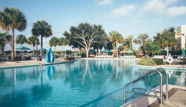 Near Disney 1BD vacation condo in beautiful resort with lots of amenities