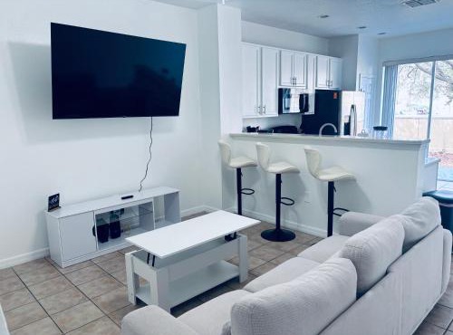 Near Disney 3BR