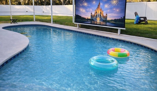Near Disney 5BR Star-Wars Villa, Arcade, Theater, South-Facing Pool | Sleep 12