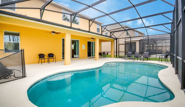 Near Disney 6 bed/4.5 bath private pool villa