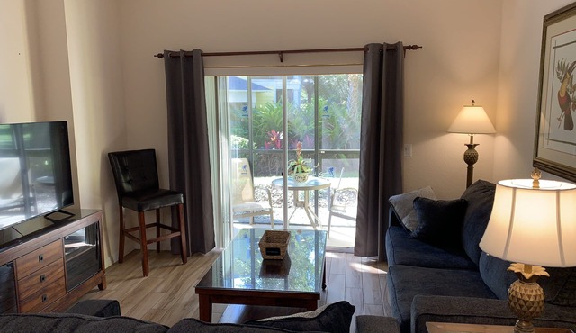 Near Disney in Orlando - Entire 1269 sq ft Condo @ Bahama Bay Resort 3bed 2 bath