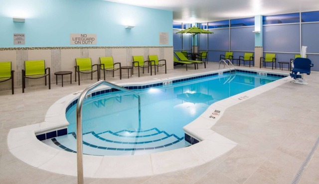 Near Downtown Parker | Free Breakfast + Pool
