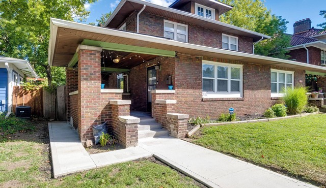 Near Family Fun & Coliseum! Centrally Located
