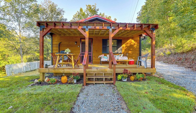 Near Fishing & Hiking: Ozark Getaway!