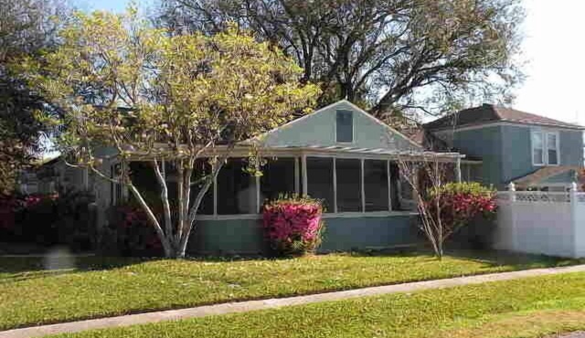 NEAR FRENCH QUARTER - 4 Bdrm Home - LOW RATES! - Safest Neighborhood.