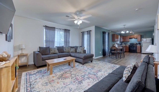 Near Ft. Benning & Downtown - The Moore House 2