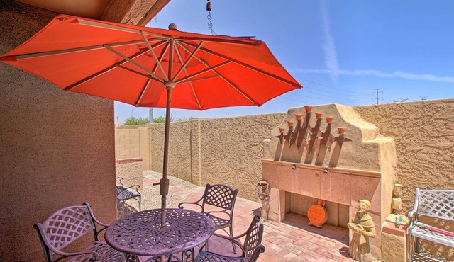 Near Golf: Casita w/Patio 10 Mi to Dtwn Phoenix!