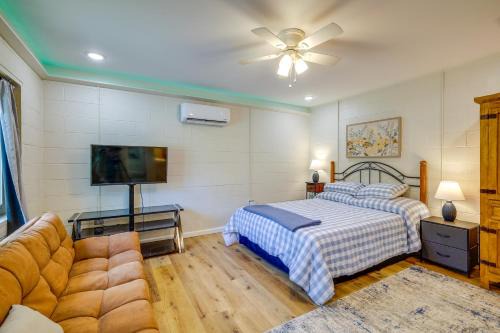 Near Greers Ferry Lake! Cabin w/Resort Perks