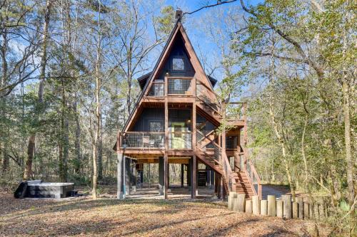 Near Hiking! Angler Oasis with Hot Tub in Florida