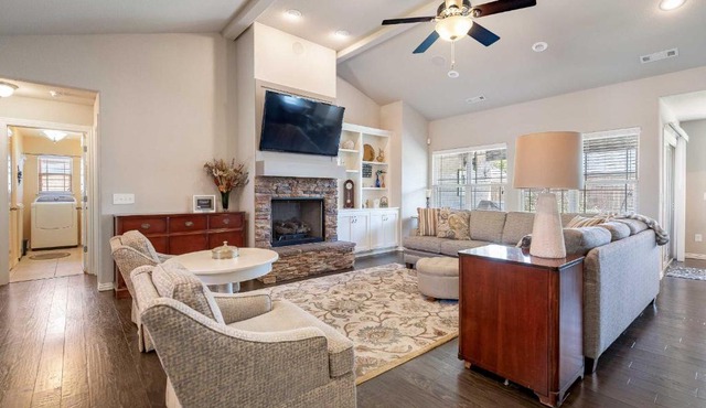 Near Hiking & Biking: Convenient Home in Rogers!