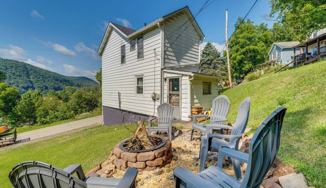 Near Hiking Trails: Central Emporium Home