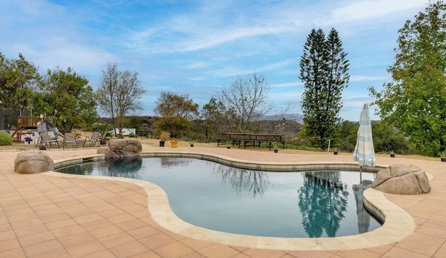 Near Hiking Trails! Luxe Family Home in Lakeside