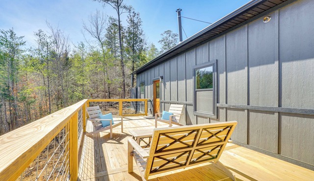 Near Hiking Trails: Mtn-View Haven in Englewood!