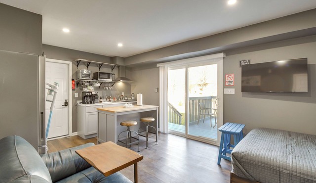 Near Hospitals + Metro Access: Studio in Cheverly
