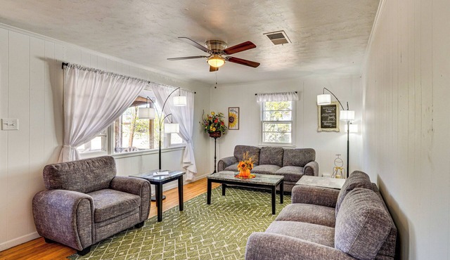 Near Hunting Grounds: Aspermont Home w/Yard