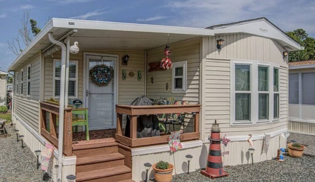 Near it all OC beaches,Assateague island.Family-friendly white horse park