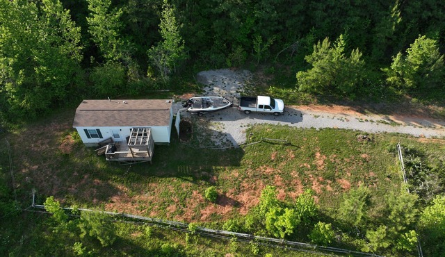 Near Lake - Boat Parking - Pet friendly farm stay
