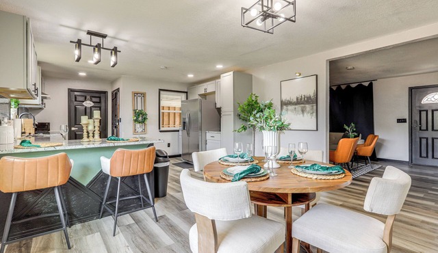 Near Lakes & Golfing: Spacious Loganville Home!