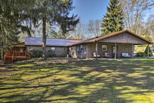 Near Mines & Meadows: Spacious Home w/Game Room