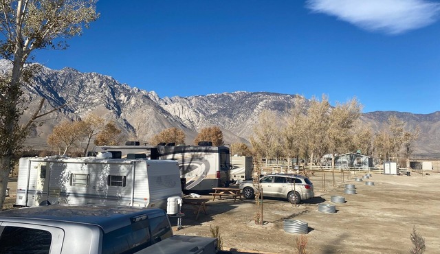 Near Mt. Whitney Lakeside RV site#14 Lake Olancha