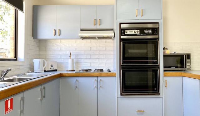 Near Murray River A Lovely Holiday Unit in Moama