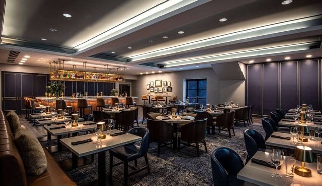 Near Mystic Seaport + On-site Dining, Pool & Spa