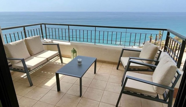 Near NERJA Apt grand standing SEA VIEW, TORROX COSTA