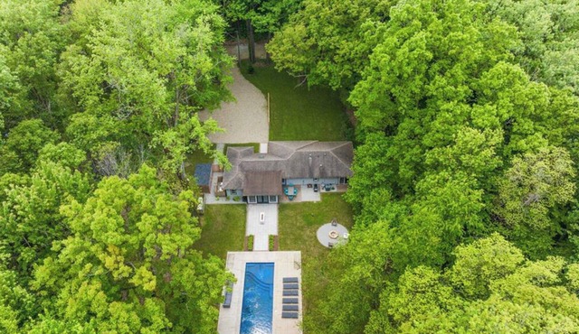 Near New Buffalo Lakeside Retreat w/Private Heated Pool Walk to Beach