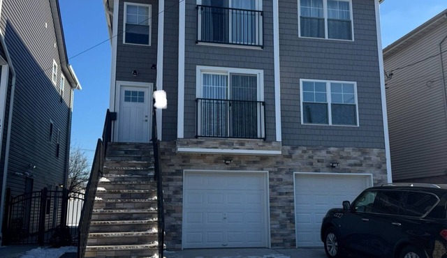 Near New York/EWR/JG Mall/Train - Elizabeth NJ