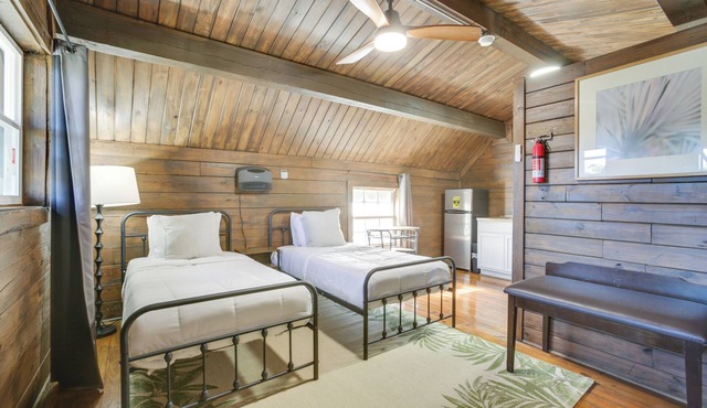 Near NOLA: Cabin w/Heated Pool Access!