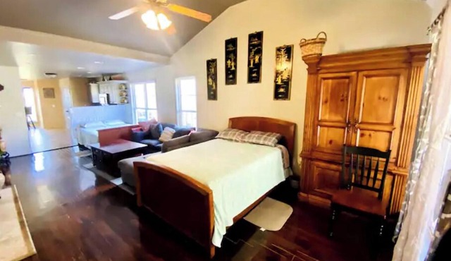 Near Oak Mtn Garden Home