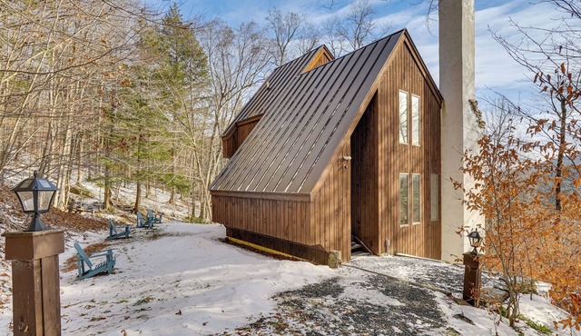 Near Okemo & Killington: Home w/Sauna & Fireplace