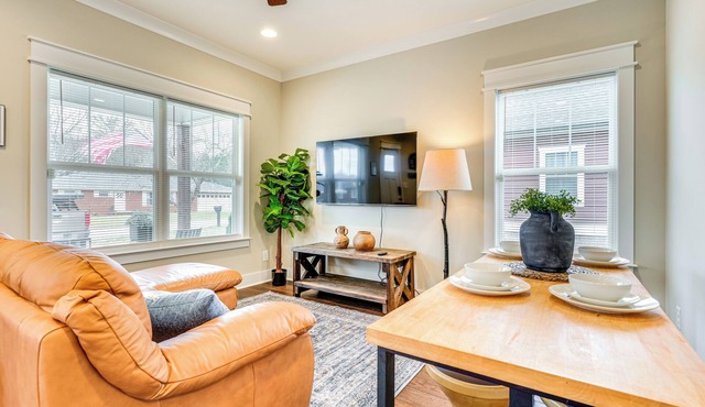 Near Parks & Lakes: Family-Friendly Cleveland Home
