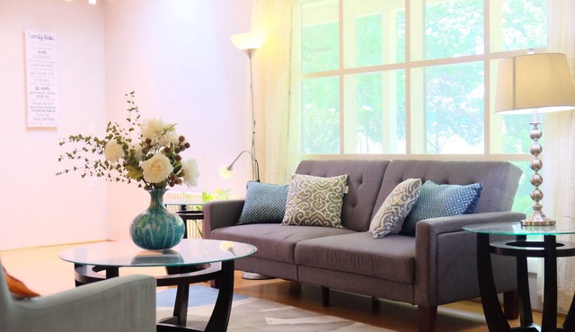 Near PDX ranch style 4 large bedrooms 6 beds, 30 min to Mt Hood, near Edgefield