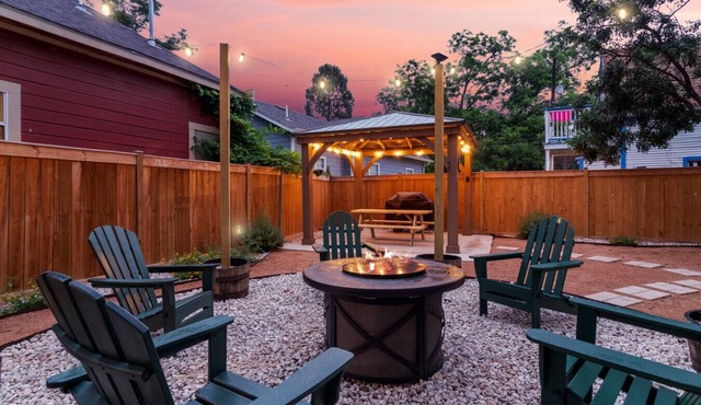 Near Pearl~Downtown~Fire Pit~Patio~Grill~Historic