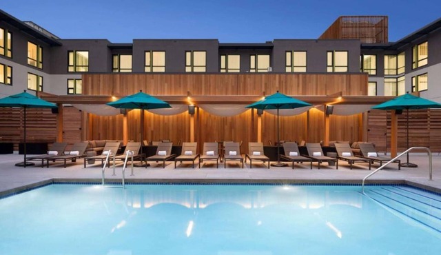 Near Pearl Street | Pool. Spa + On-Site Dining
