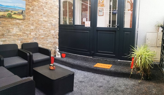 Near Perpignan with secure parking & patio