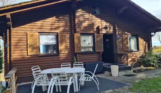 Near Pullmann City - small house in the middle of nature. Vacation for the whole year. in Windorf