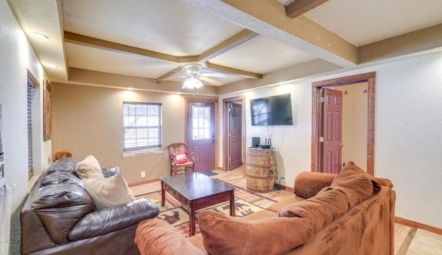 Near Riding Trails for ATVs: Cabin in Delbarton