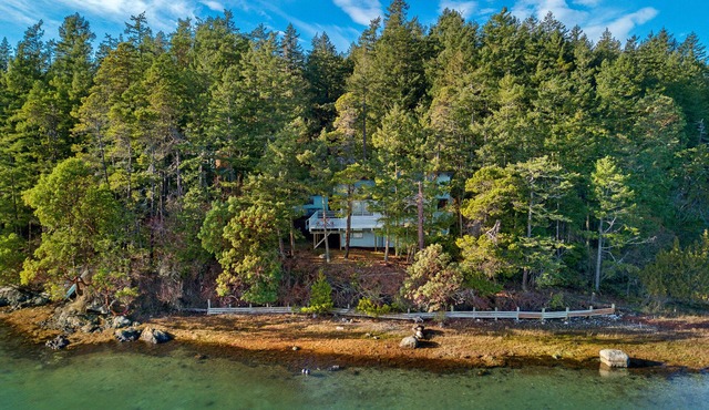 Near Roche Harbor on Westcott Bay! (wpnt)