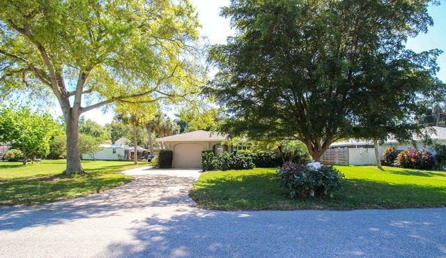 Near Siesta Key Beach, Destination Paradise