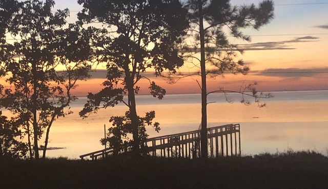 NEAR ST GEORGE ISL & CARRABELLE BEACH-Family Friendly,3 nt minimum,wkly discount